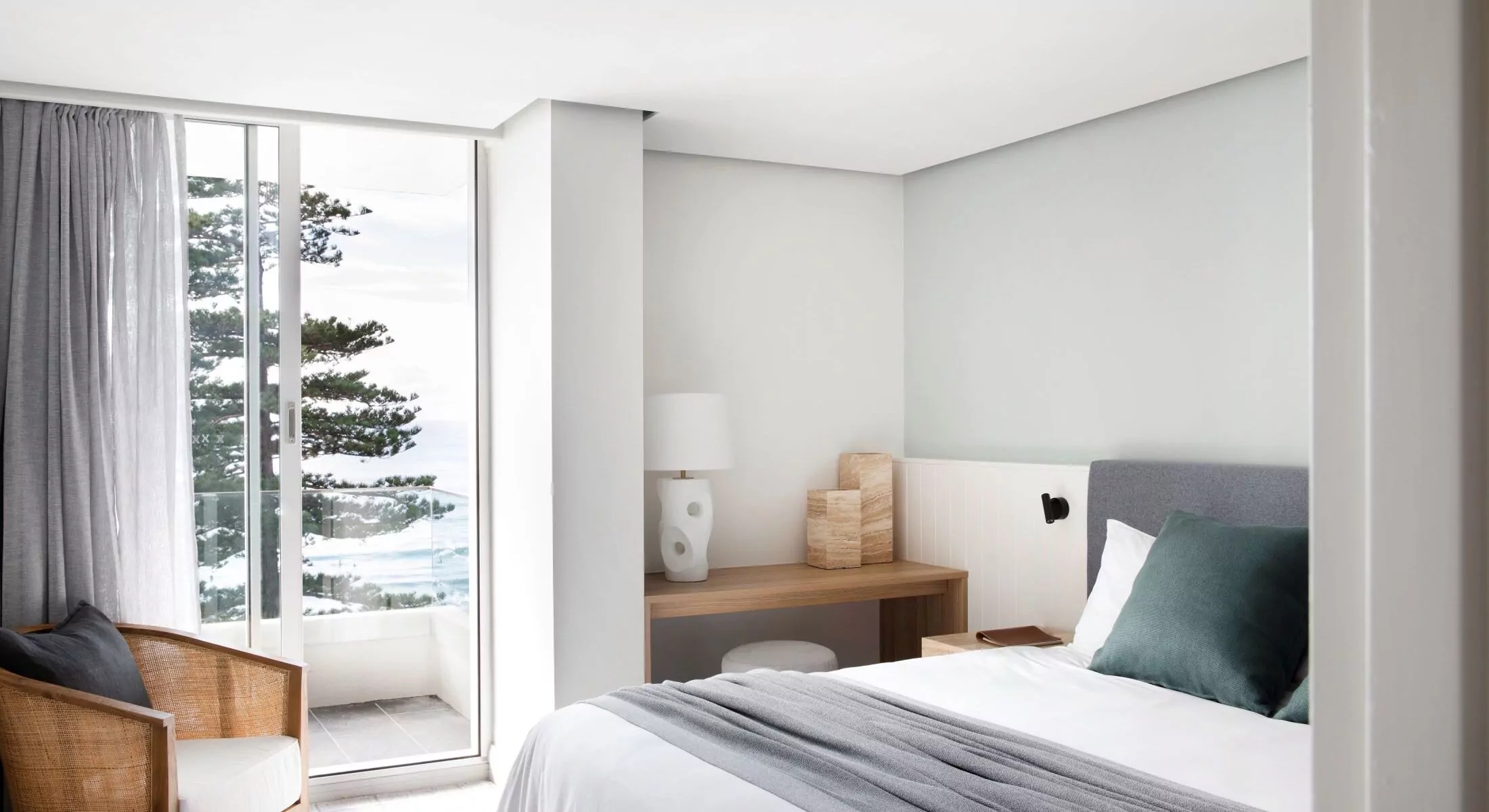 Coastal-Villa_Bedroom-2200x1200